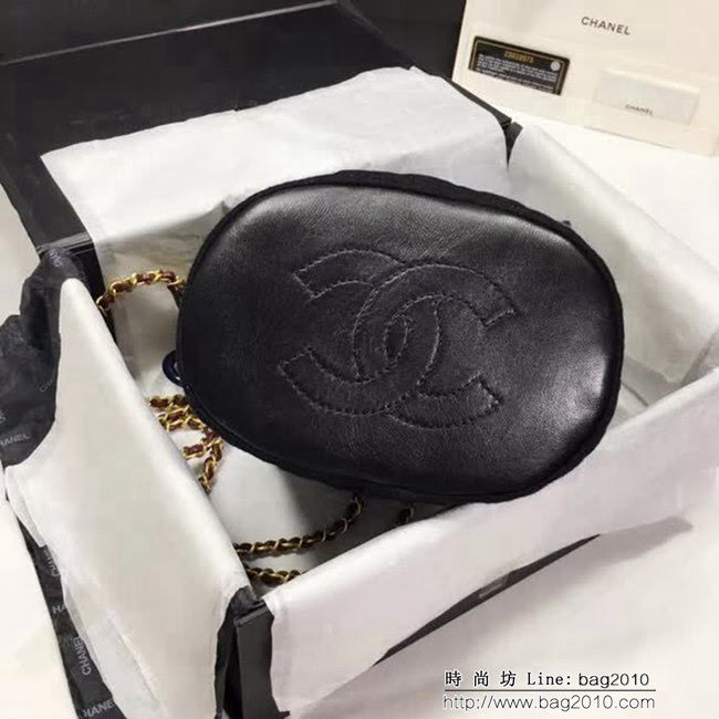 香奈兒CHANEL 57861 2018款徽章水桶包 時尚簡約風格 DSC1266